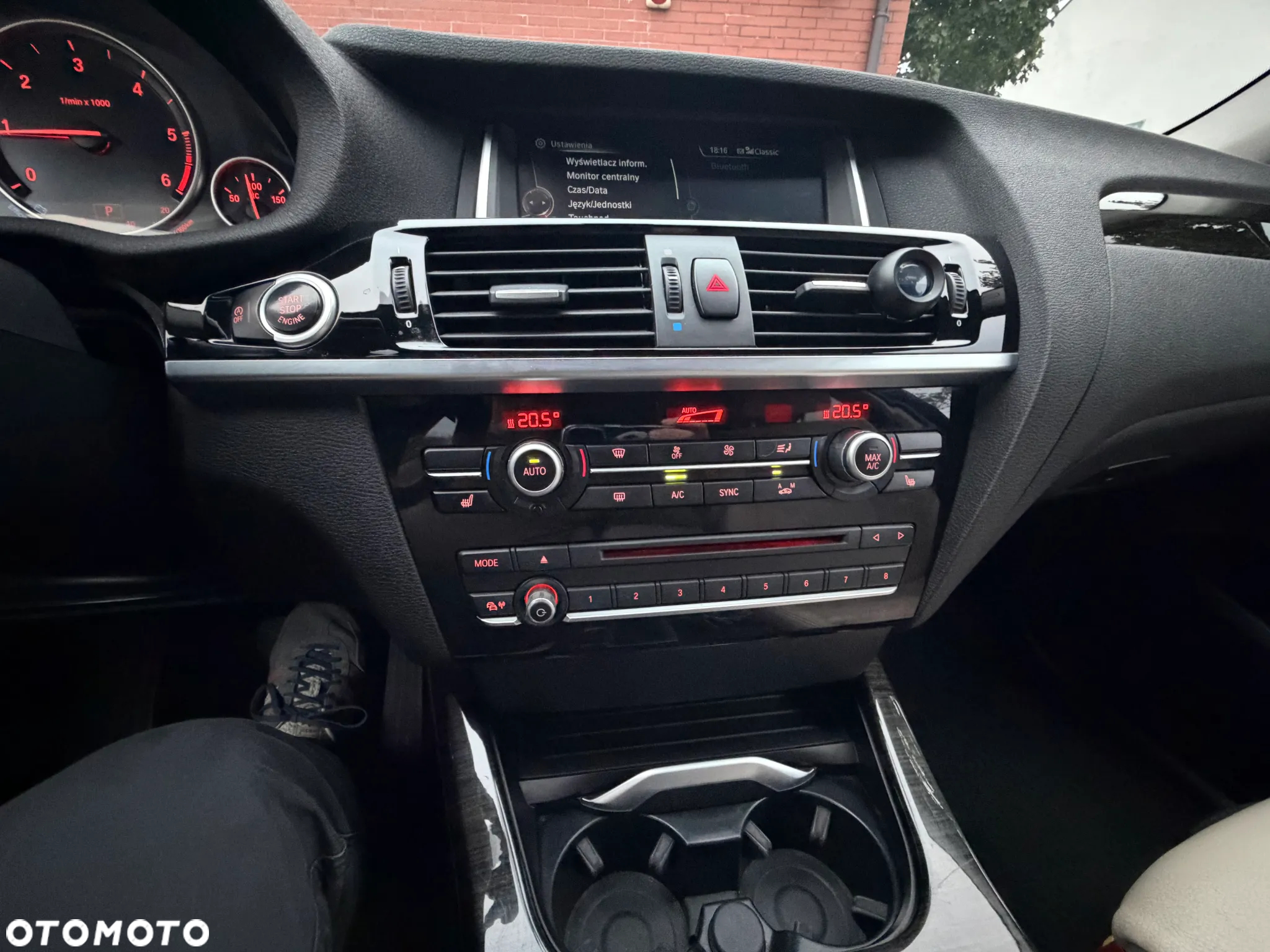 BMW X4 xDrive20d - 9