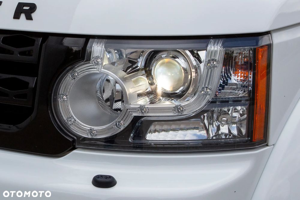 Land Rover Discovery 3.0 SD V6 HSE - 11