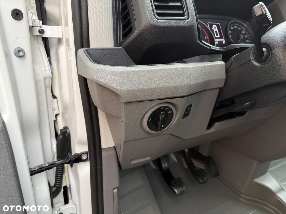 Volkswagen Crafter Skrzyniowy - 9