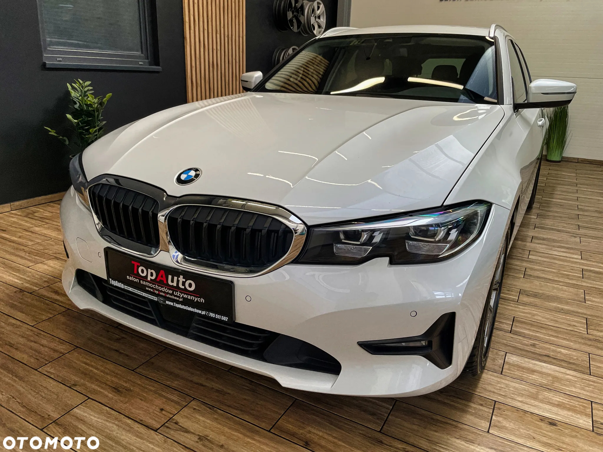 BMW Seria 3 320d Touring - 12