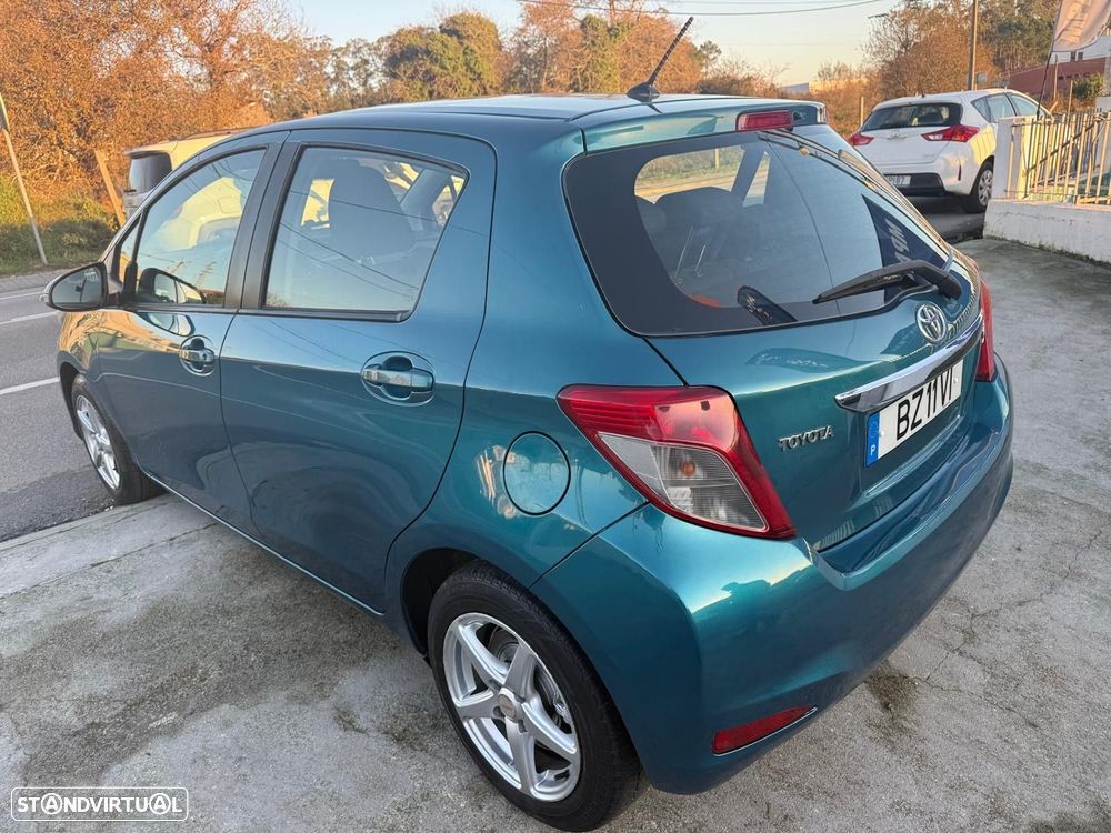Toyota Yaris 1.4 D-4D Comfort+Navi - 8