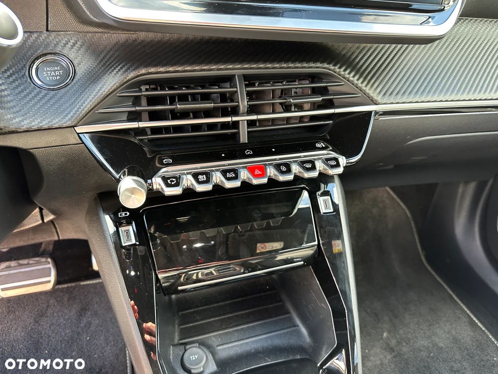 Peugeot 2008 - 17