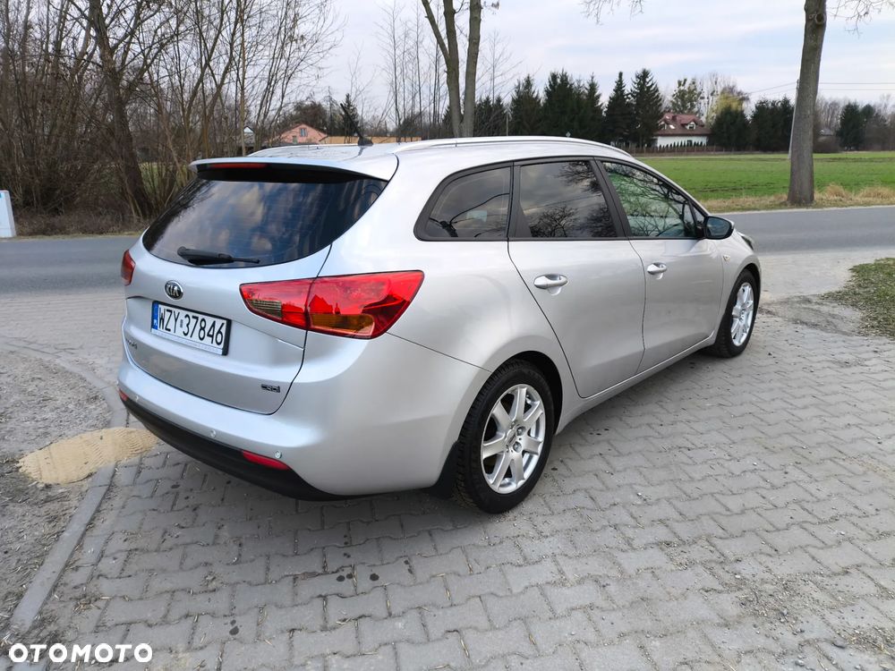 Kia Ceed 1.6 CRDi L - 6