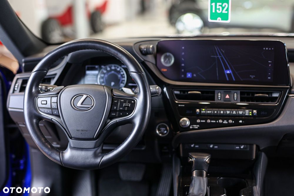Lexus ES - 39