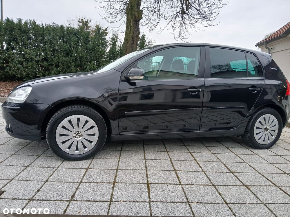 Volkswagen Golf - 31