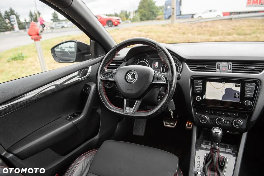 Skoda Octavia 2.0 TSI (Green tec) DSG RS - 27