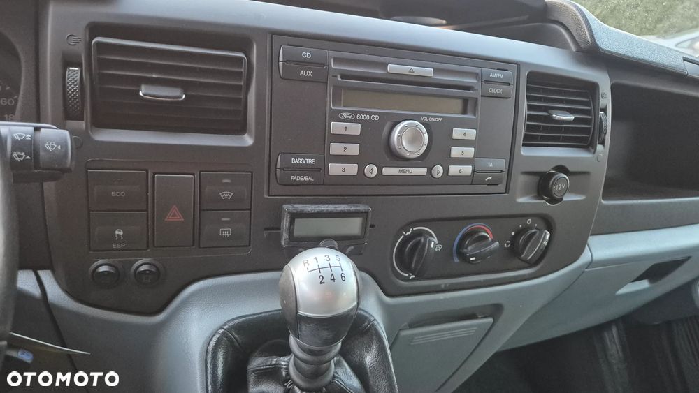 Ford Transit - 23
