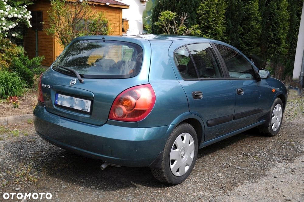 Nissan Almera 1.5 Visia + - 29