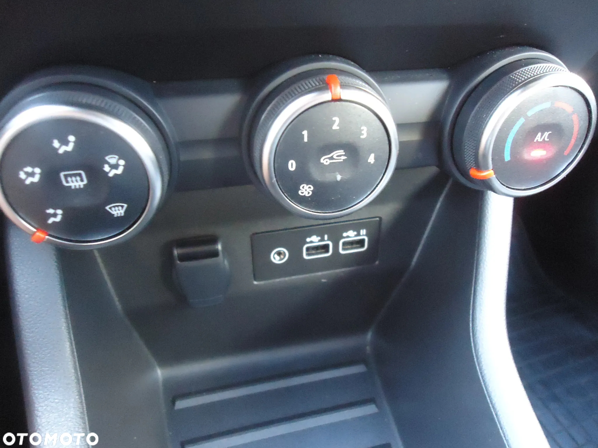 Renault Clio 1.0 TCe Evolution - 15