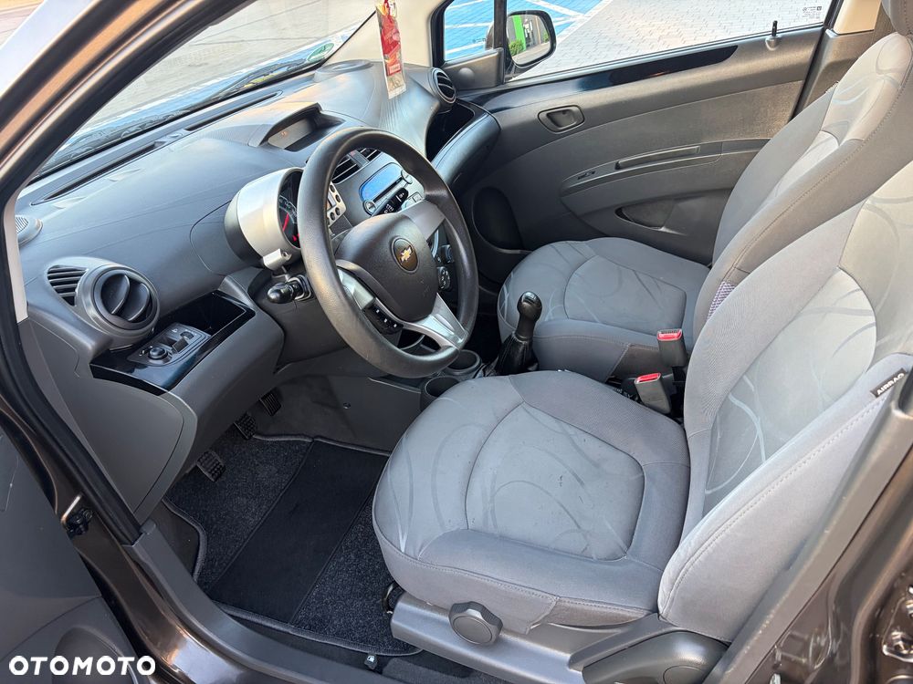 Chevrolet Spark 1.2 LS+ - 25