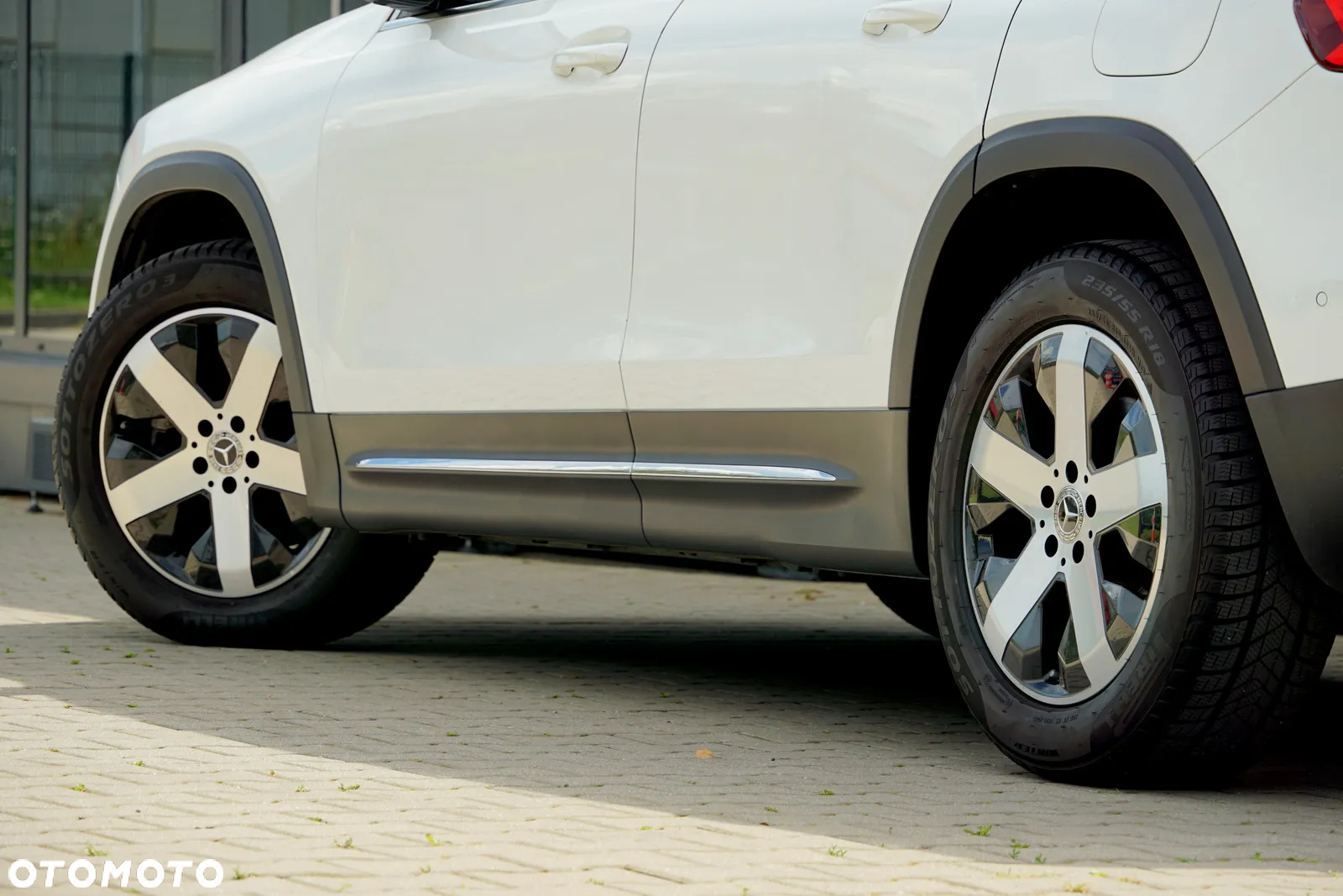 Mercedes-Benz GLB 200 7G-DCT Progressive - 14