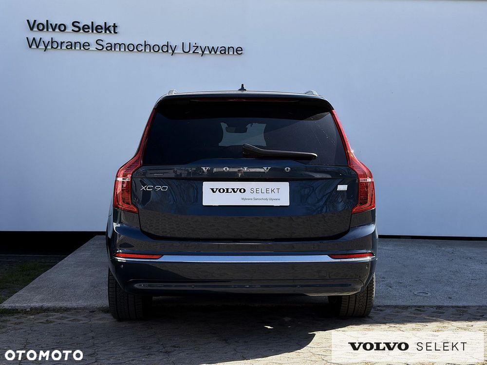 Volvo XC 90 - 9