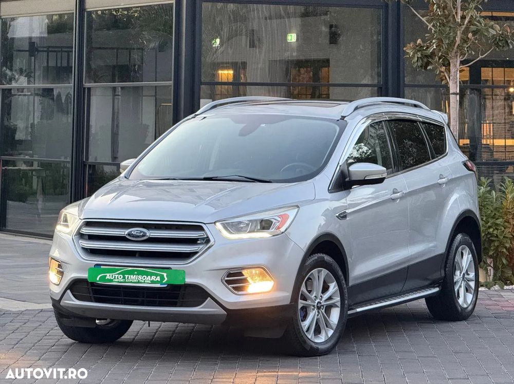 Ford Kuga - 1