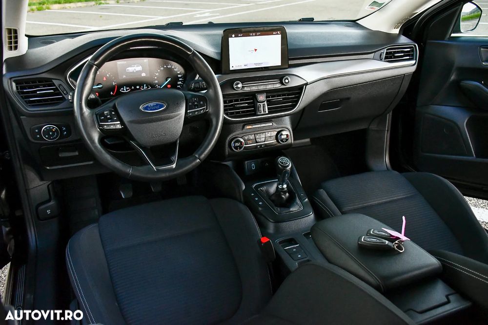 Ford Focus 1.5 EcoBlue Titanium Business - 25