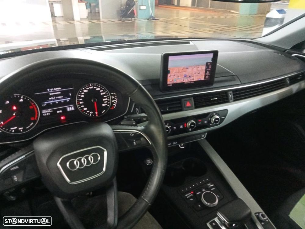 Audi A4 Avant 35 TDI S tronic - 7