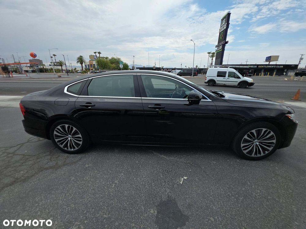 Volvo S90 - 4