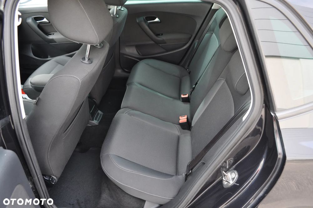 Volkswagen Polo - 19