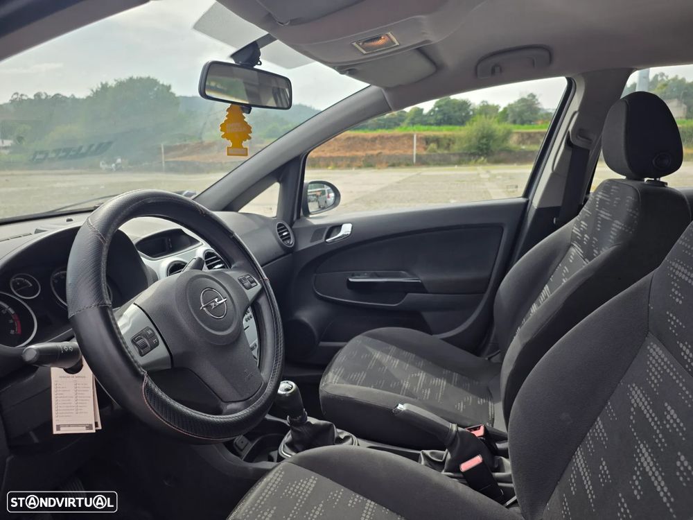 Opel Corsa - 18
