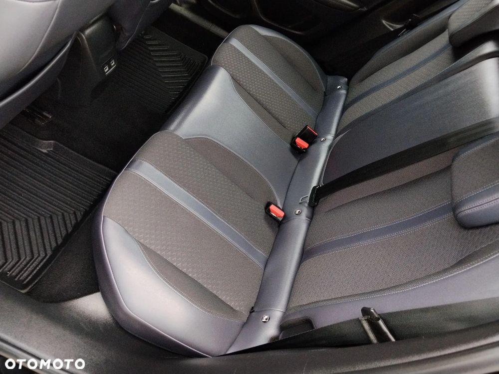 Peugeot 2008 1.5 BlueHDi Allure S&S EAT8 - 8