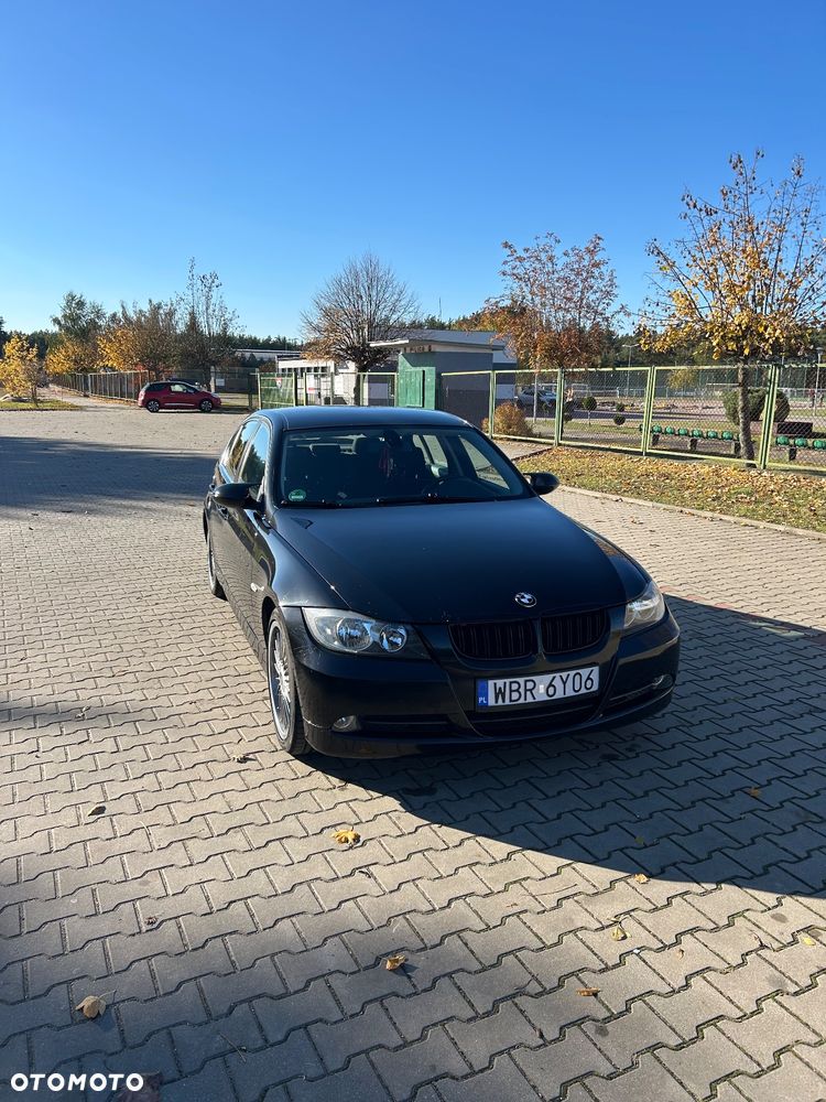 BMW Seria 3 325i - 2
