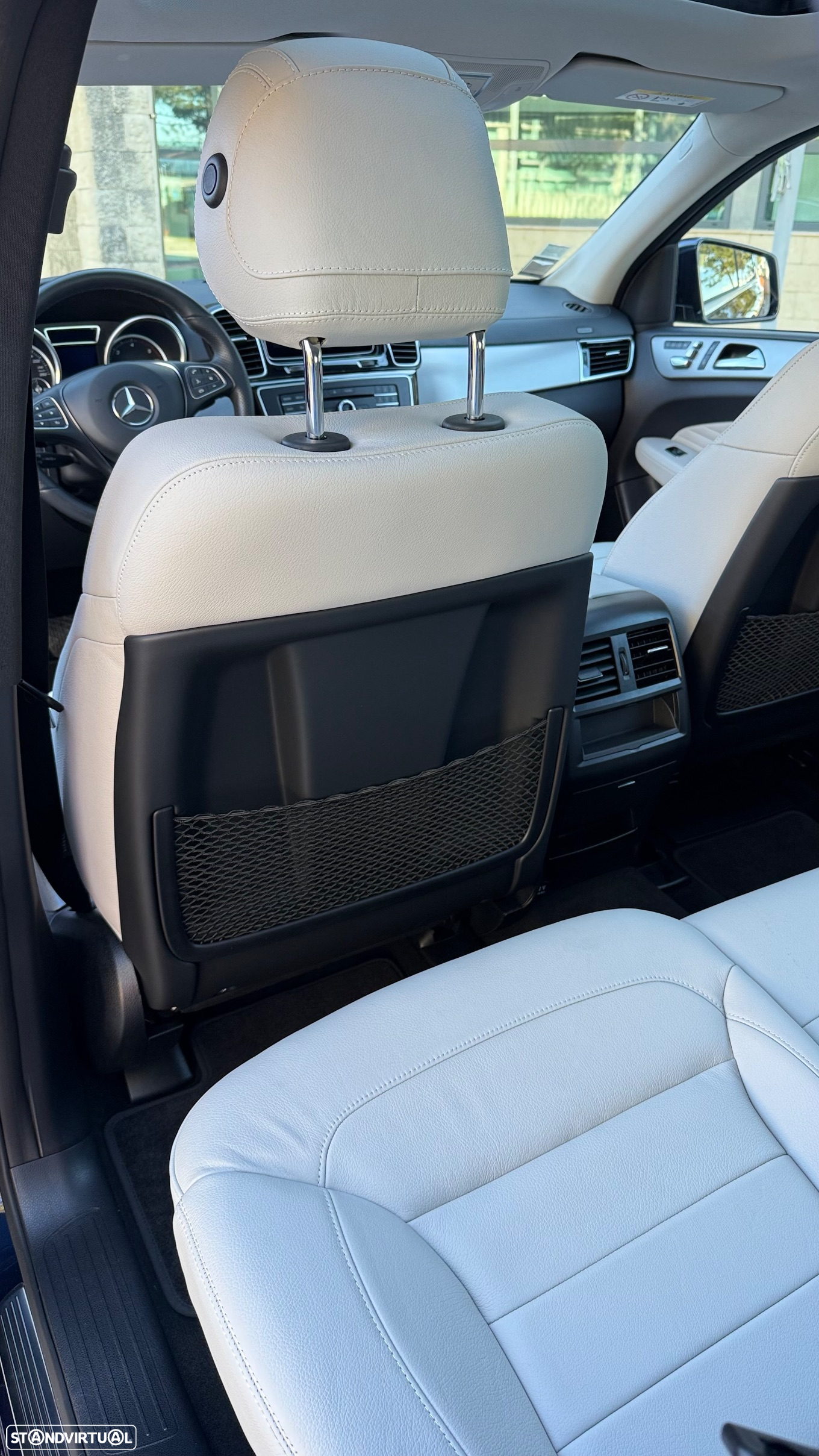 Mercedes-Benz GLE 350 d 4-Matic - 27