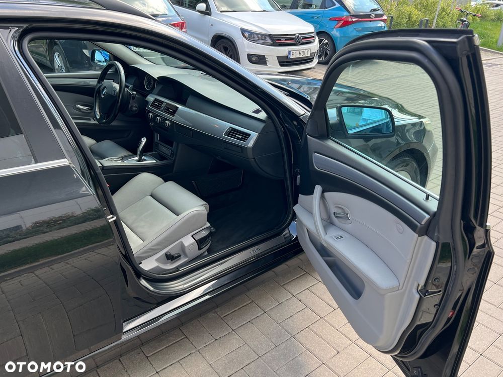 BMW Seria 5 520d - 6