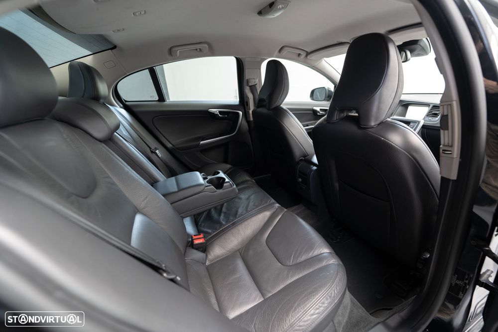 Volvo S60 2.0 D3 Summum - 20