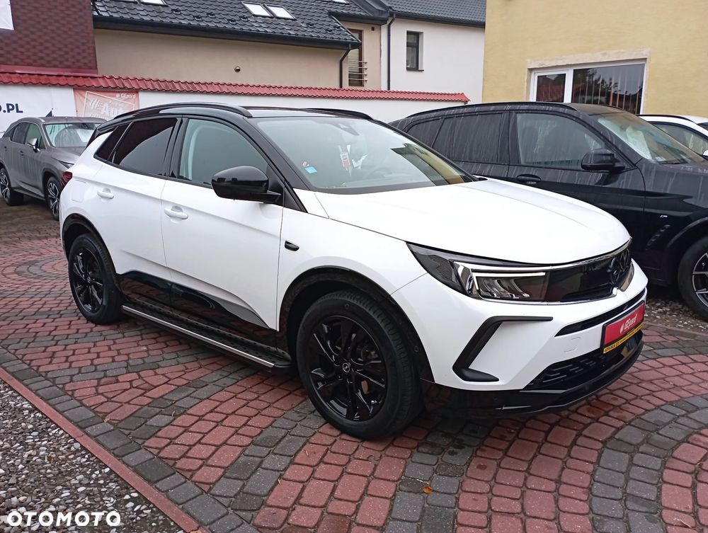 Opel Grandland 1.2 T GS Line S&S - 3