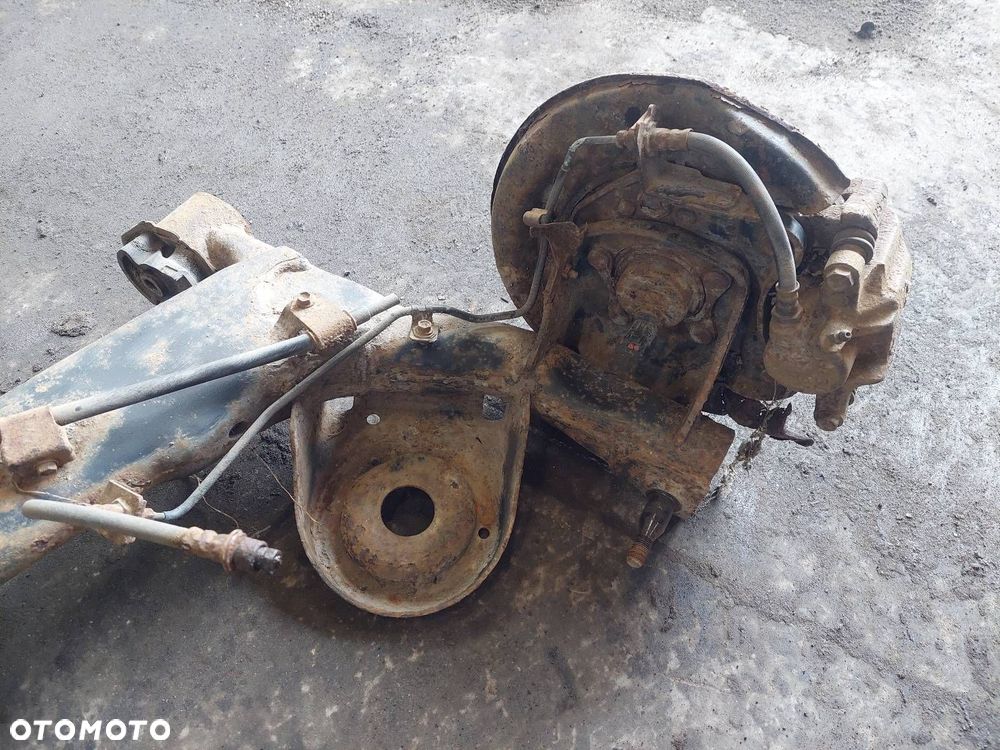 BELKA OŚ ZAWIESZENIA TARCZE Z ABS TOYOTA PREVIA II - 4