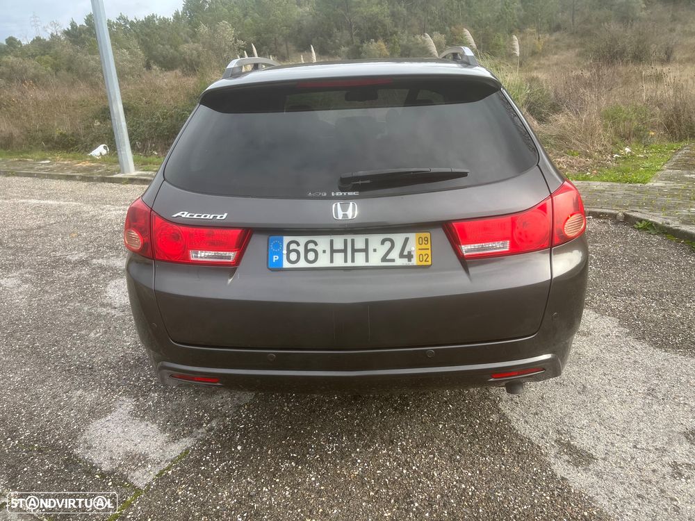 Honda Accord Tourer 2.2 i-DTEC Executive Advance Automatic - 11