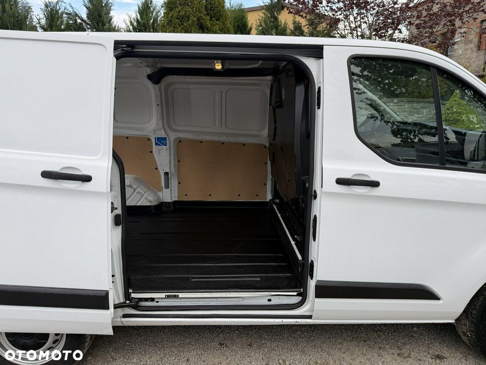 Ford Transit - 18
