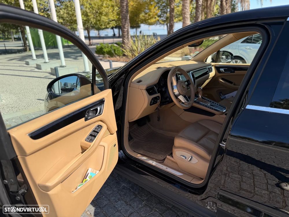 Porsche Macan - 2
