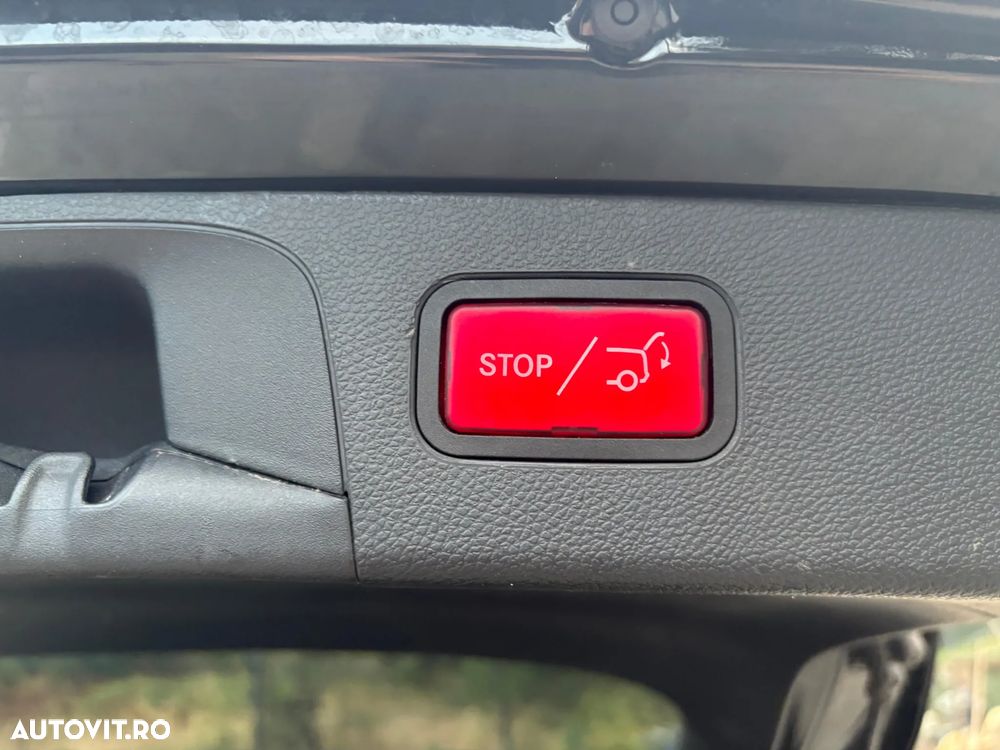 Mercedes-Benz GLC 250 4MATIC 9G-TRONIC - 16