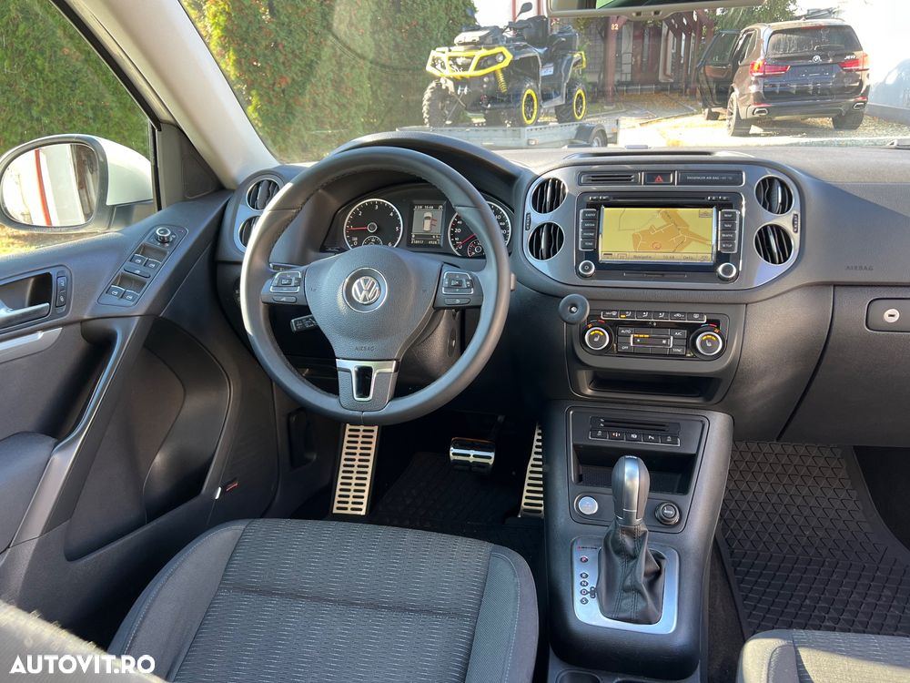 Volkswagen Tiguan 2.0 TDI 4Motion DSG Sport & Style - 13