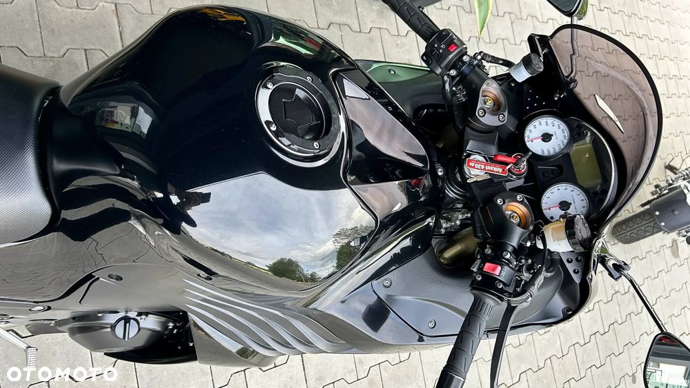 Kawasaki ZZR - 22
