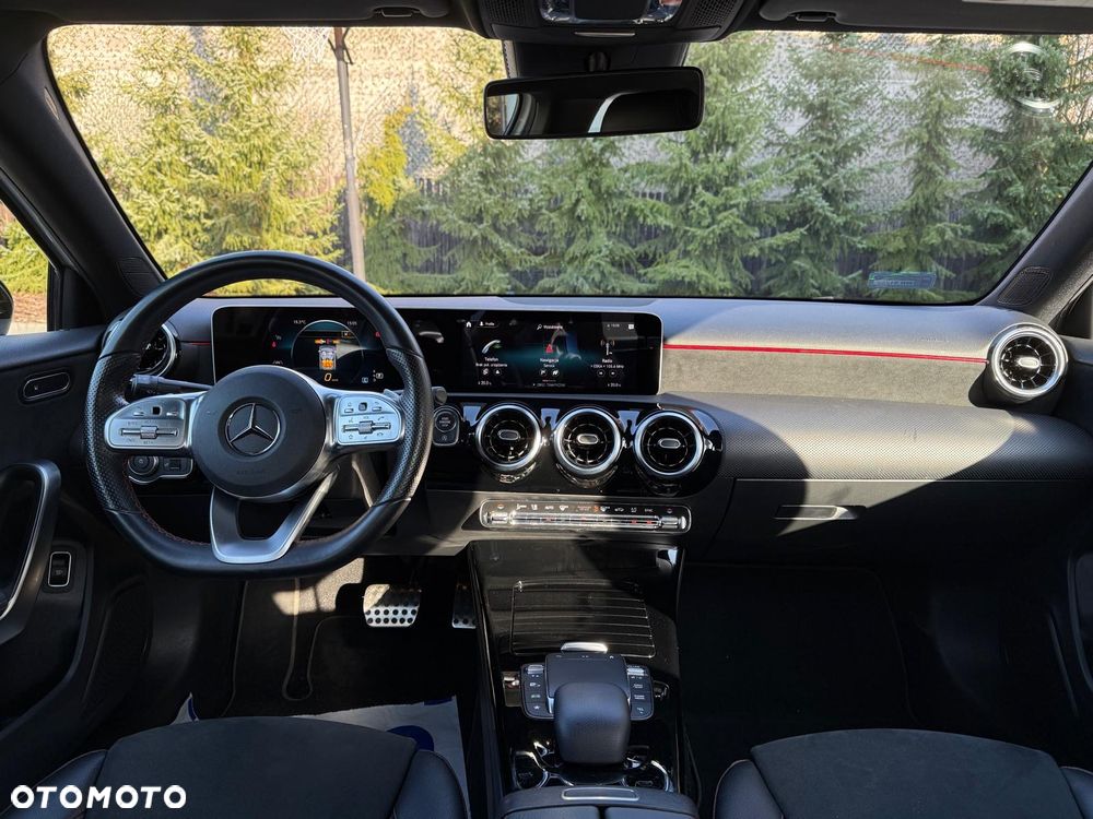 Mercedes-Benz Klasa A 200 AMG Line 7G-DCT - 9