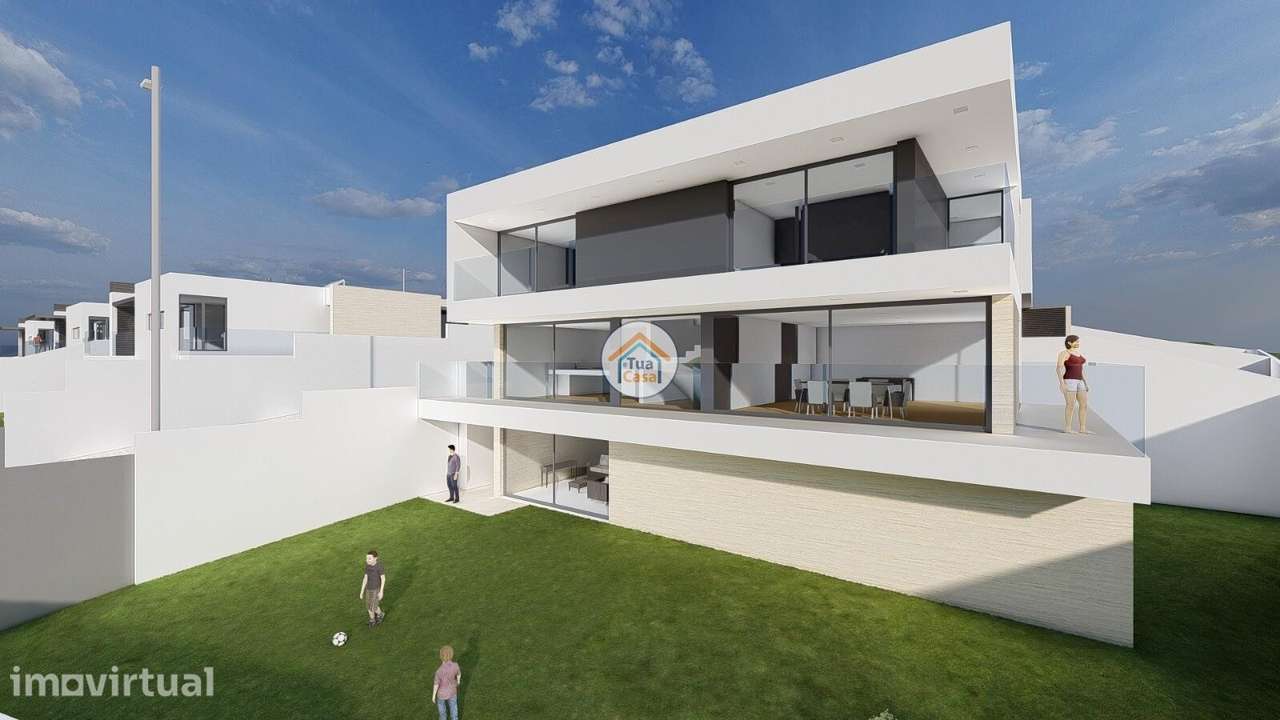Moradia T3 com Piscina na Granja – Três Suítes, Conforto e Qualidad - Grande imagem: 3/40