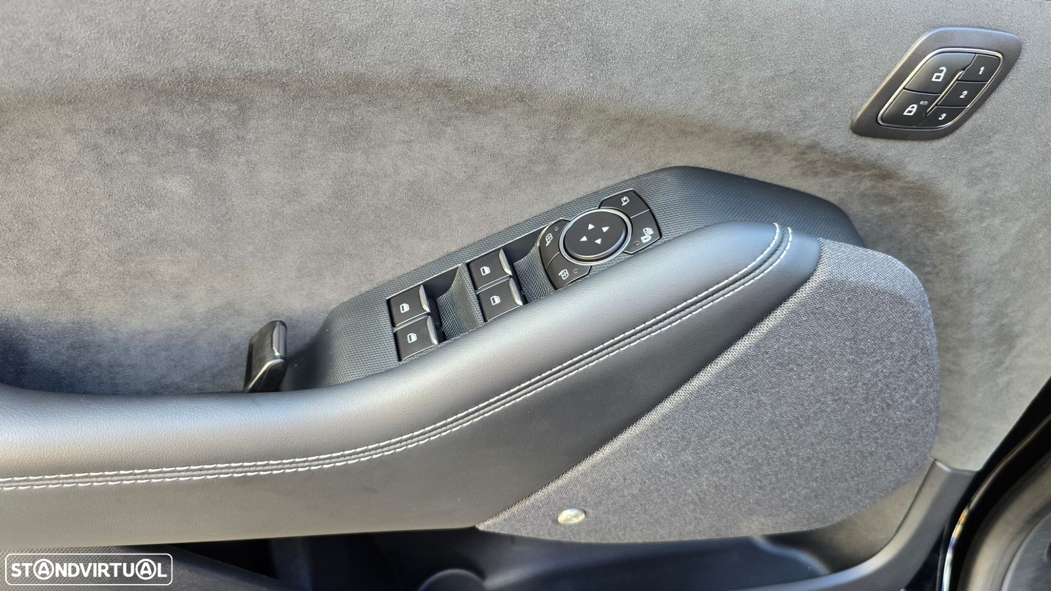 Ford Mustang Mach-E 98.7 kWh GT AWD - 9