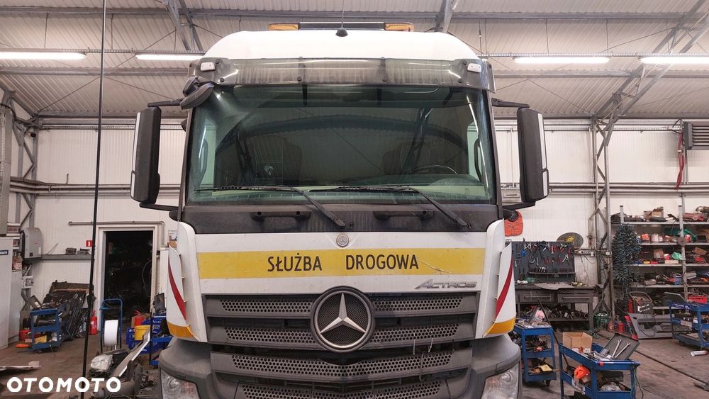 MERCEDES ACTROS MP4 KABINA KPL STREAM SPACE WĄSKA 2,30 - 2