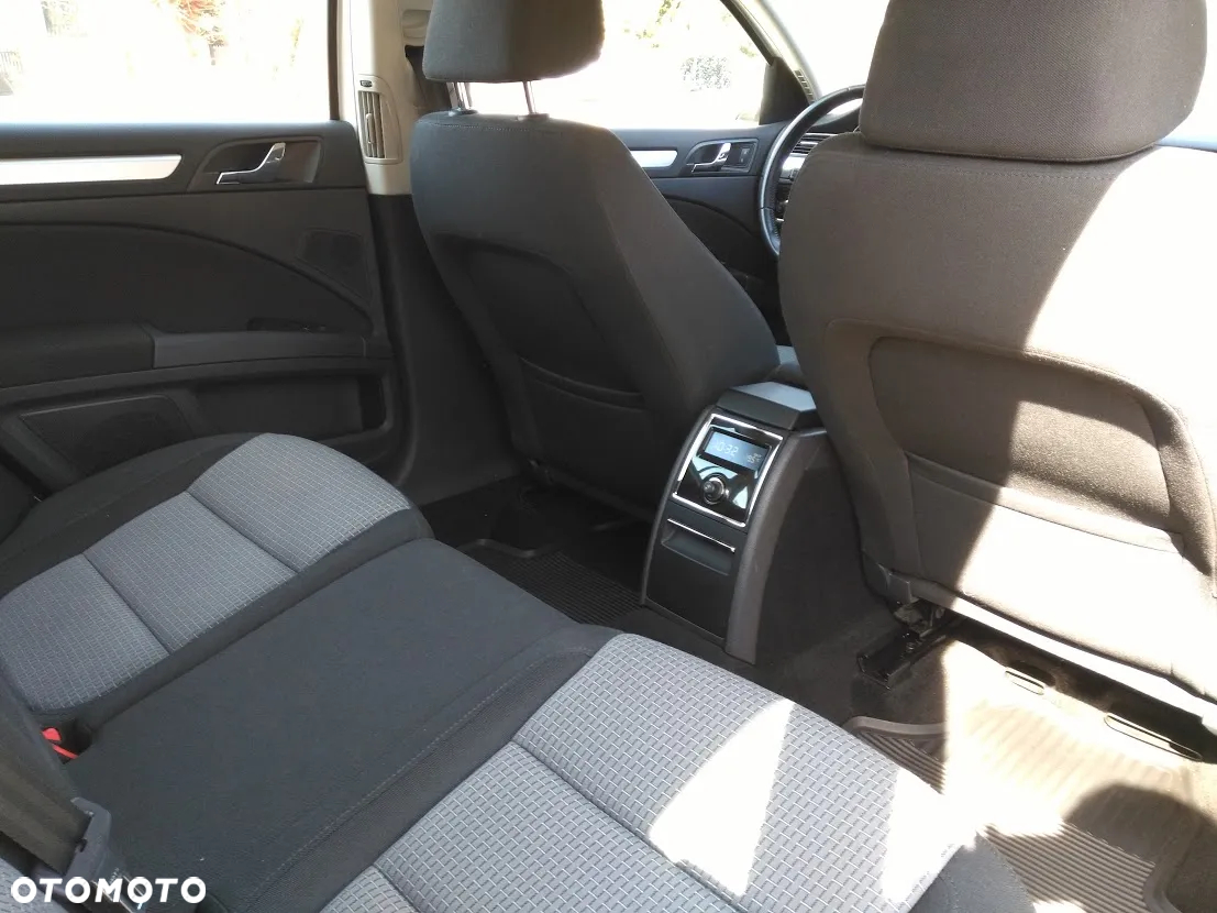 Skoda Superb 1.8 TSI Ambition DSG - 13