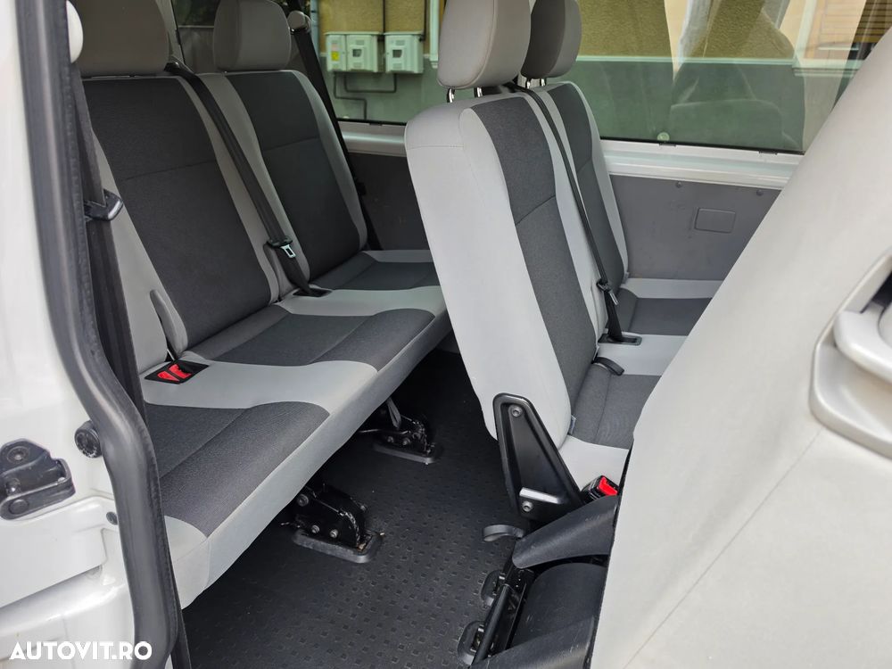 Volkswagen Transporter 2.0 84 kW KR - 10