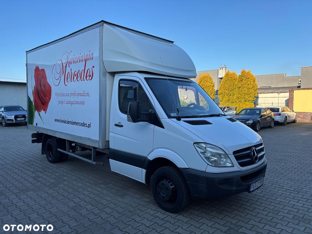 Mercedes-Benz Sprinter - 5