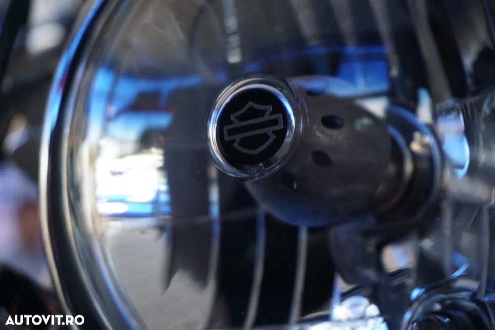 Harley-Davidson Softail Breakout FXSB - 18