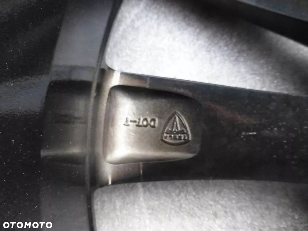 FELGA TESLA S 1017337-00-A 9X21ET40 - 3