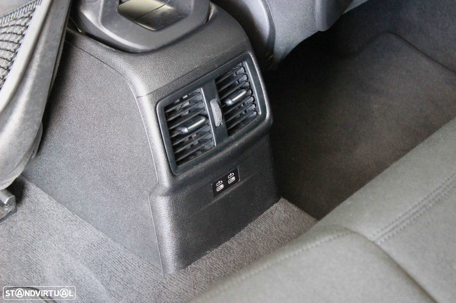 BMW X1 16 d sDrive Corporate Edition Auto - 40