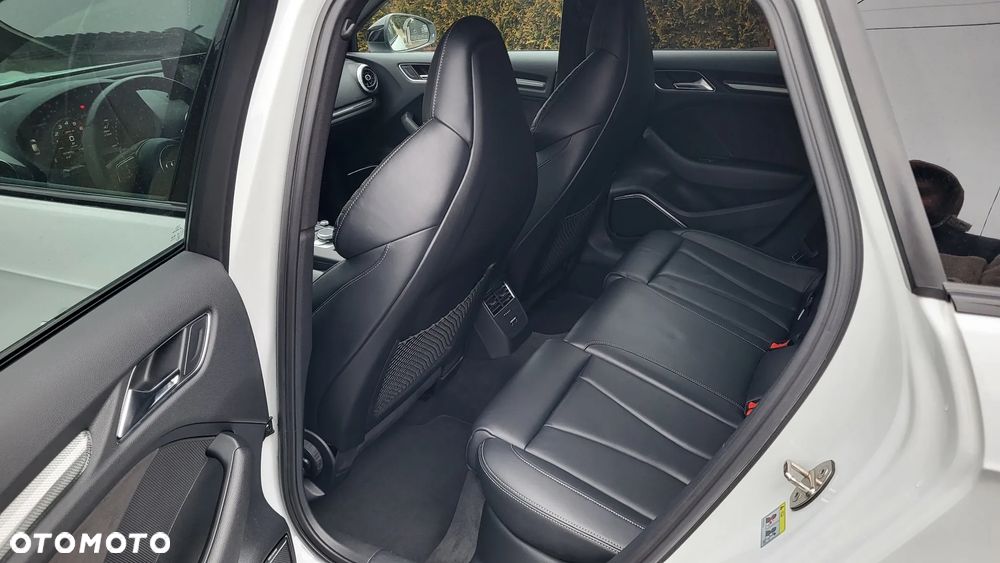 Audi RS3 Sportback 2.5 TFSI Quattro S tronic - 34