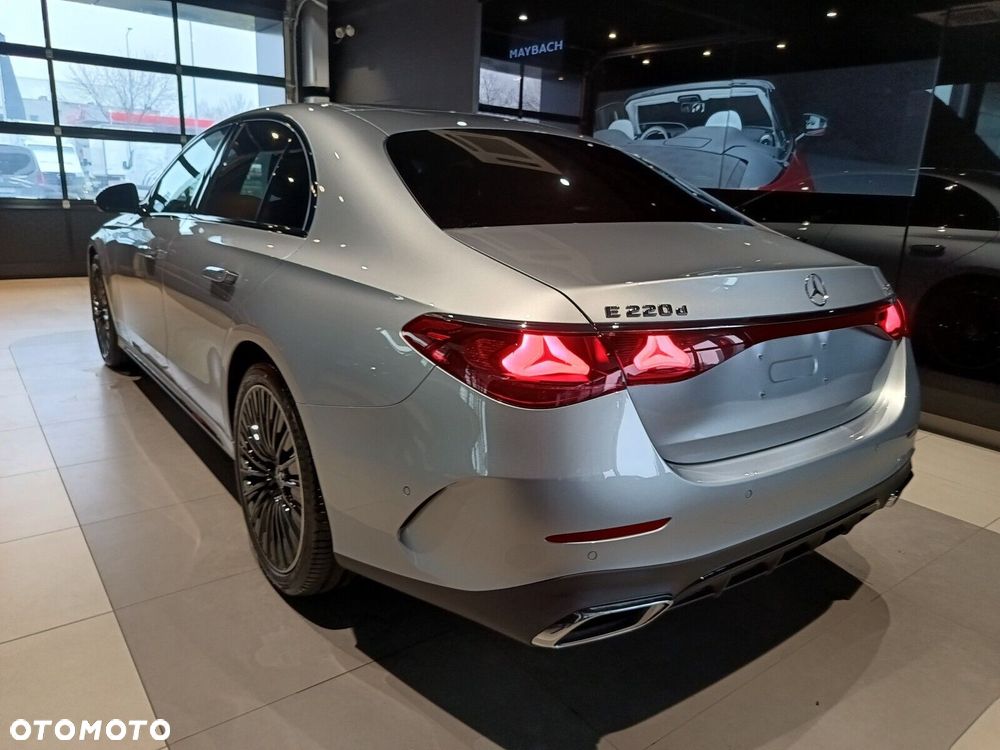 Mercedes-Benz Klasa E - 6