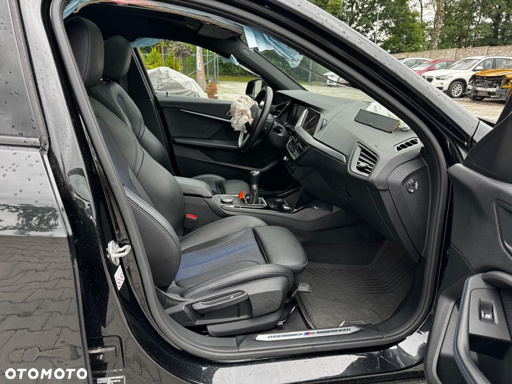 BMW Seria 1 118i GPF Sport Line Shadow - 16