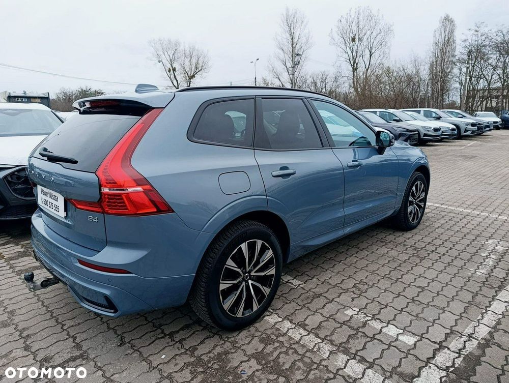 Volvo XC 60 B4 B Plus Dark - 30