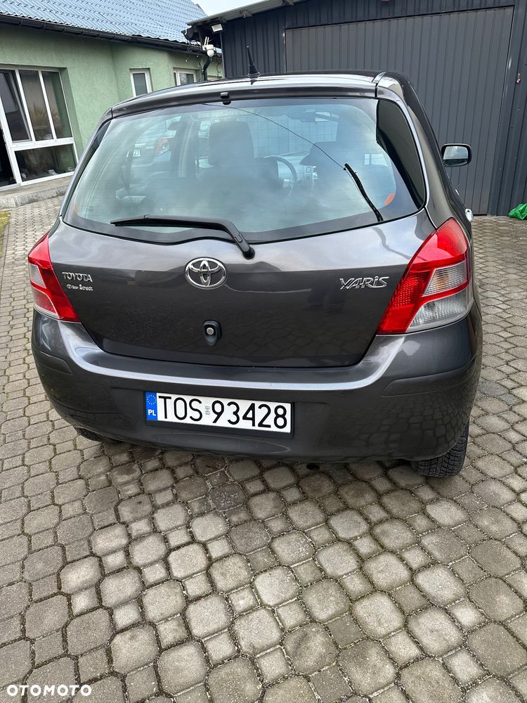 Toyota Yaris 1.33 VVT-i Cool - 3